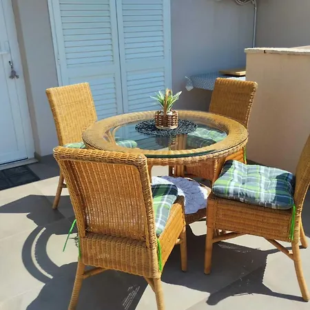 Kelly Signature Sea View 아파트